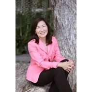 Rosa Kwon Easton